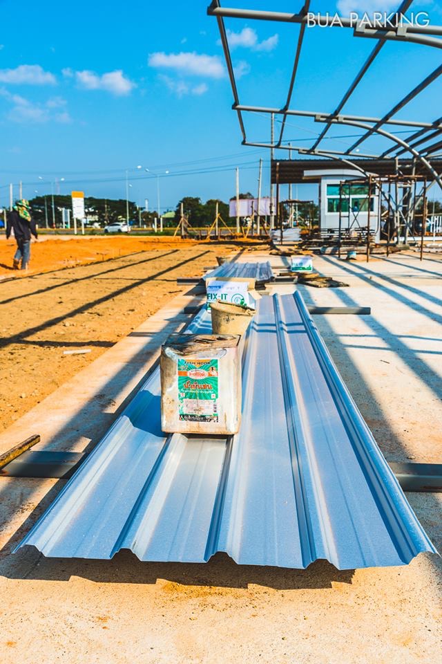 Update งานก่อสร้าง ที่จอดรถระยะยาว สนามบินเชียงราย วันที่ 20 Dec 2017 โครงสร้างหลังคา โครงสร้างกำแพงเรียบร้อย